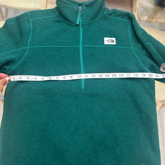 The North Face Forest Green Fleece Jacket - Picture 11 of 12
